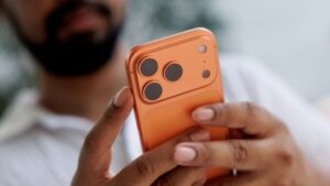 IPHONE-17-US-32_1764854694335_1764854705358