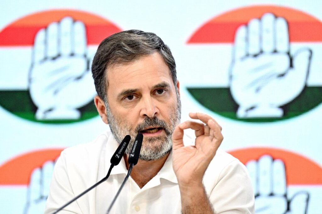 RAHUL GANDHI PC 30 04 DELHI 5