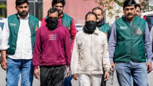 delhi-police-officials-with-the-terror-suspects-who-were-caught-for-allegedly-plotting-a-major-terro-221328164-16x9_0